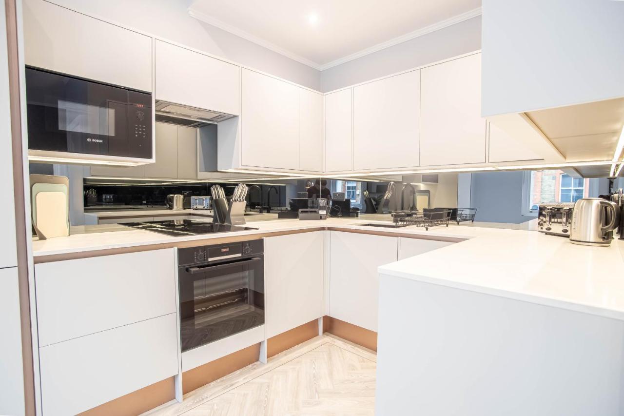 Modern & Chic One Bedroom Apartments In Fitzrovia By Sojo Stay ลอนดอน ภายนอก รูปภาพ